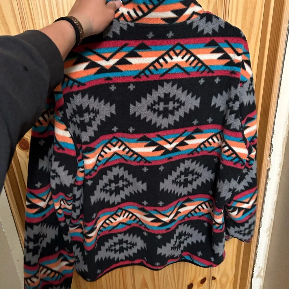 Aztec Pattern Fleece Jacket - Picture 2 of 2